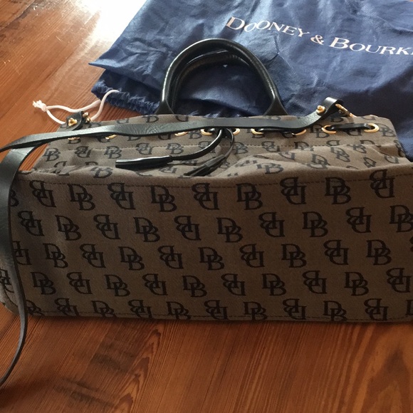 Dooney & Burke Signature Handbag - Picture 3 of 8